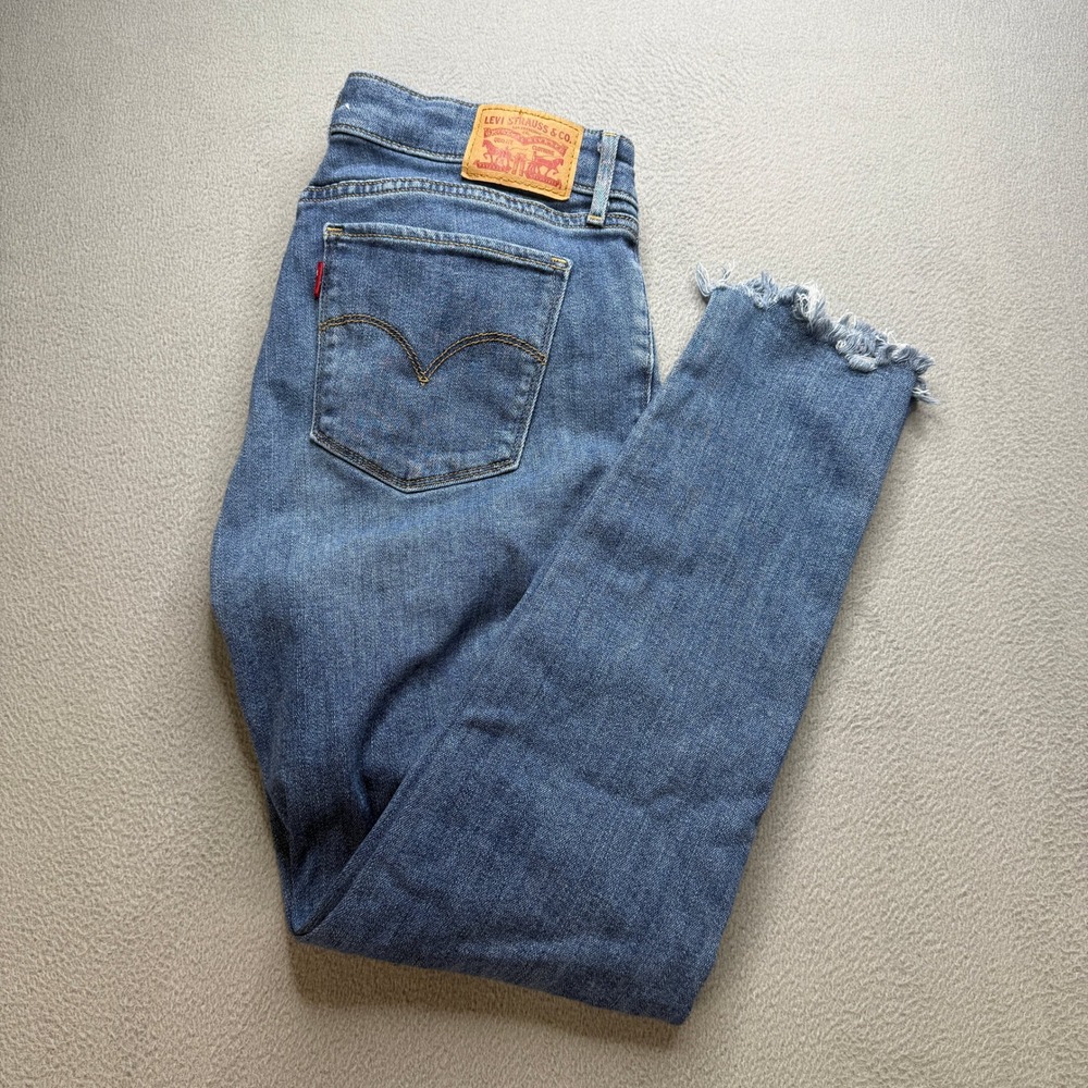 Levis 711 Skinny Jeans Womens 29 Blue Cotton Blend Distressed Frayed Hem Denim